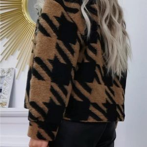 Stylish Crop Coat